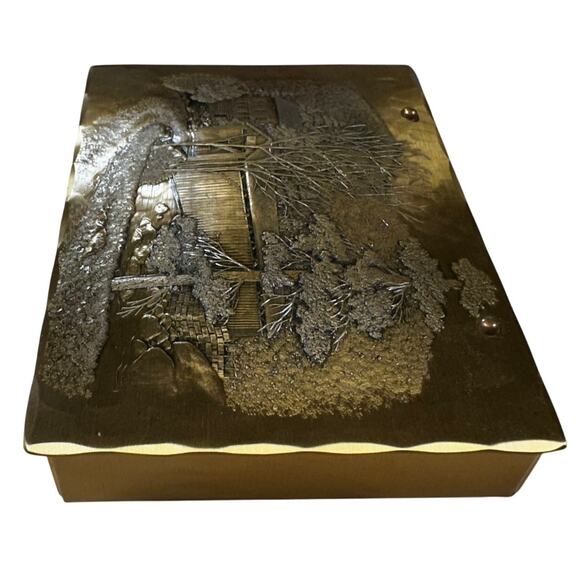 Wendell August Forge Solid Brass Handmade 6" x 4" Keepsake Box New Condition - Picture 2 of 9